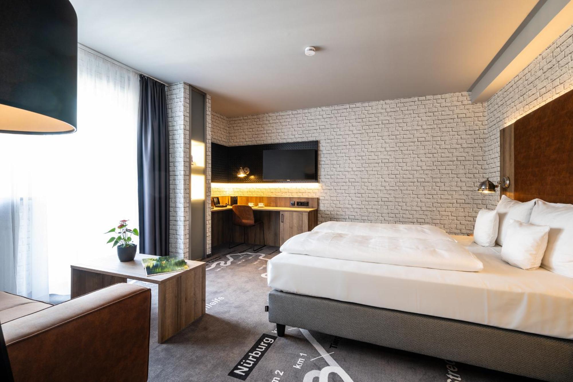 Hotel Herzogspark แฮร์โซเกนเอารัค ภายนอก รูปภาพ