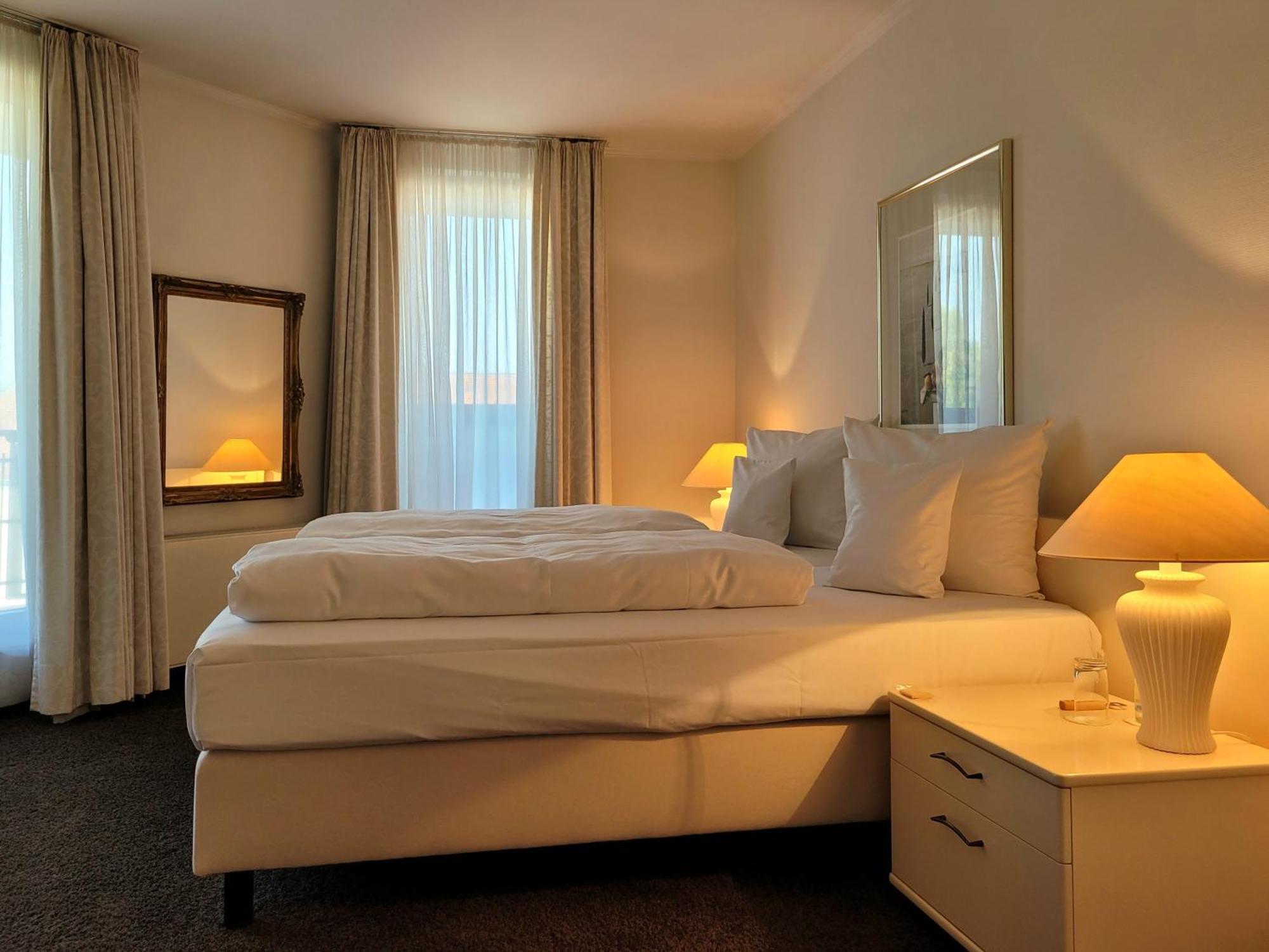 Hotel Herzogspark แฮร์โซเกนเอารัค ห้อง รูปภาพ